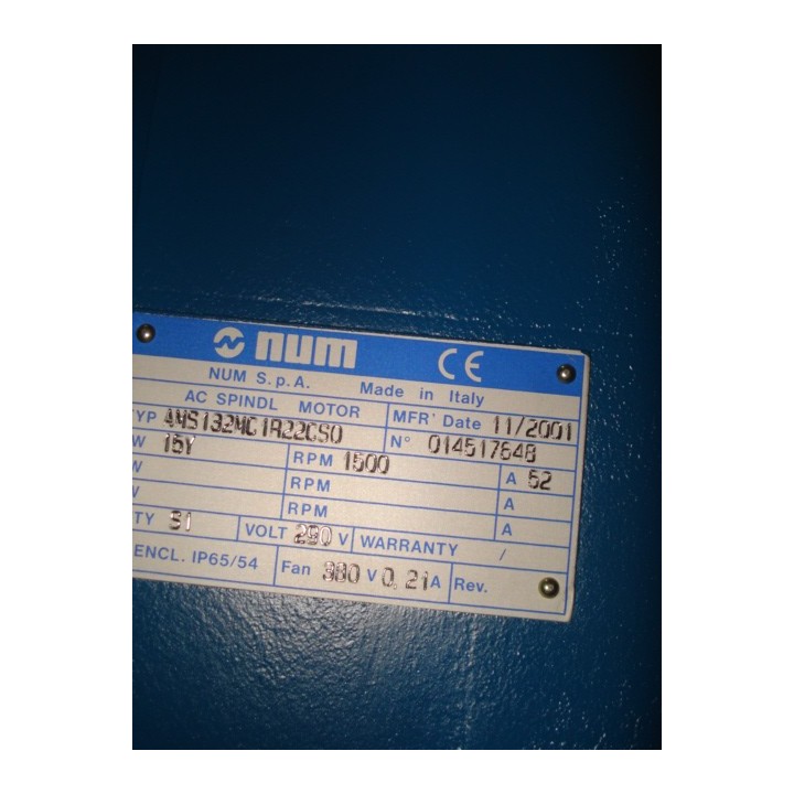 Num motor de husillo AMS132MC1A22CS0