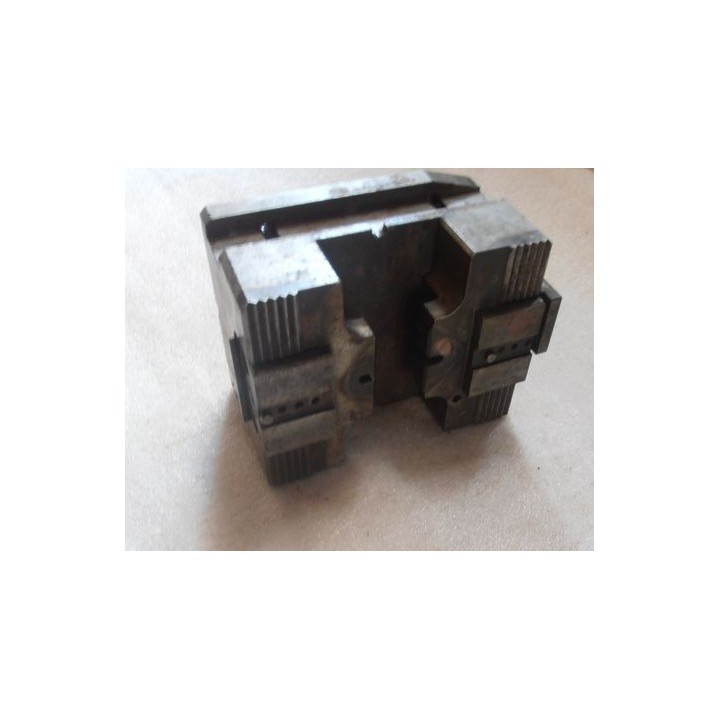 Portautensili per tornio BERTHIEZ modello TFM 220 x 180 mm Base per utensili in Kennametal