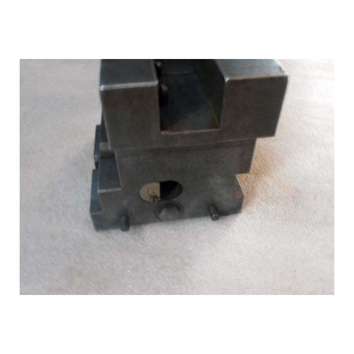 Portautensili per tornio BERTHIEZ modello TFM TFM, 180 x 180 mm, con pinza a vite