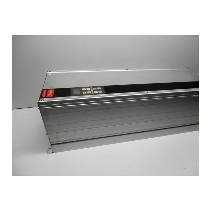 Danfoss VLT 3022 variable speed drive