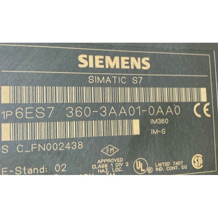 SIMATIC S7 SIEMENS 6ES7360-3AA01-0AA0