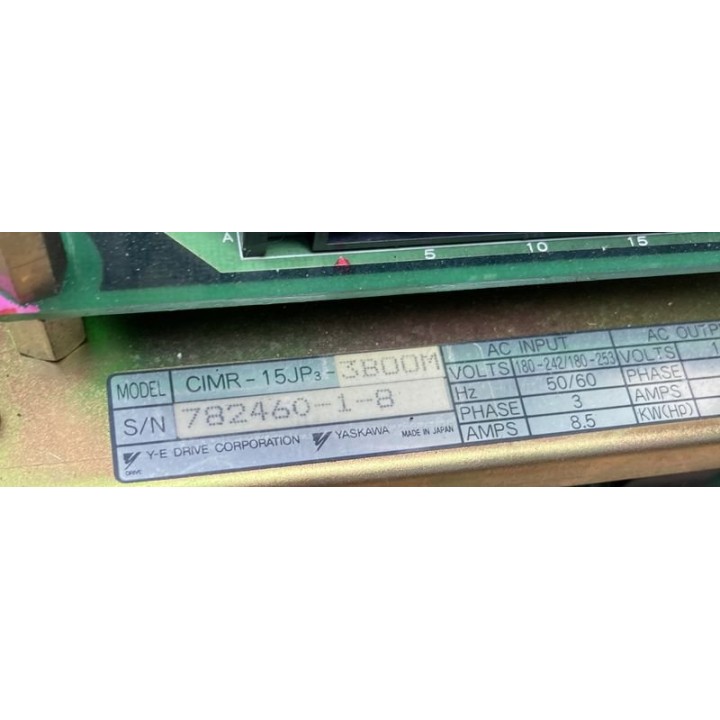 Variateur YASKAWA CIMR-15JP3-3B00M (échange standard)
