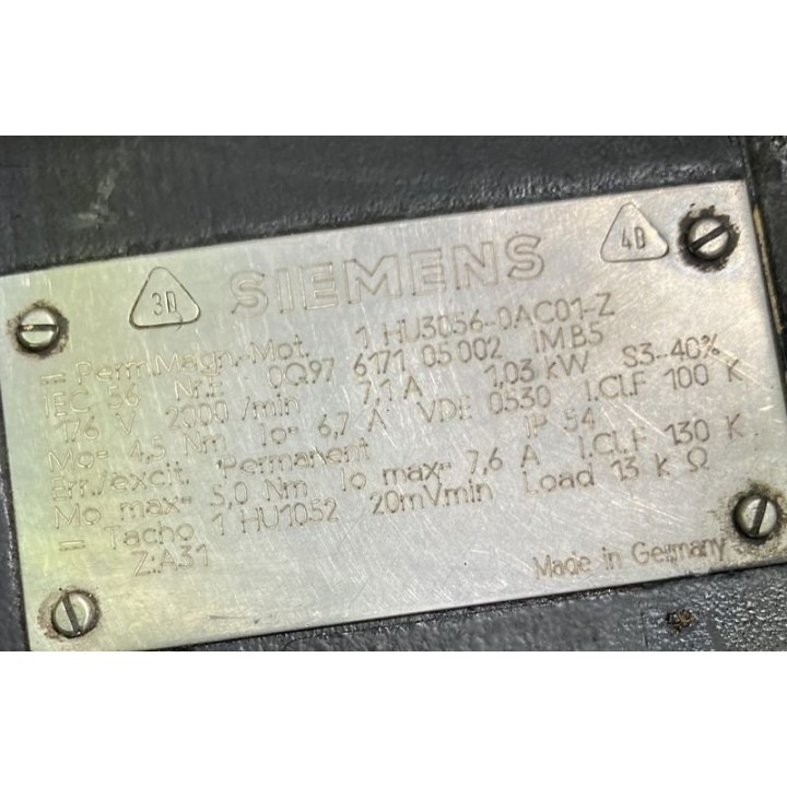 Moteur SIEMENS 1HU3056-0AC01-Z  Z:A31