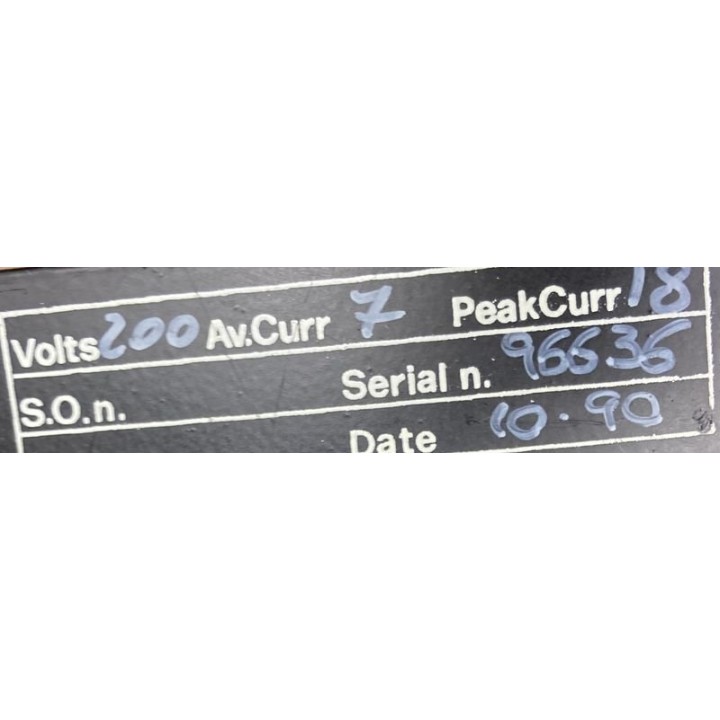 Variateur AZM 200V 7A