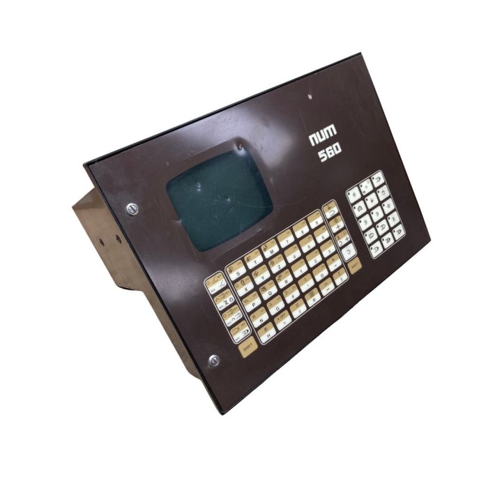 Pupitre complet NUM 560