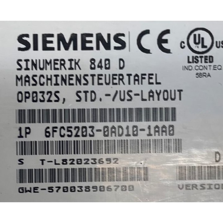 Pupitre SINUMERIK 840D MASCHINENSTEUERTAFEL OP032 SIEMENS 6FC5203-0AD10-1AA0