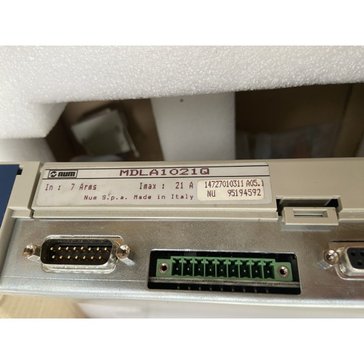 Variateur NUM MDLA1021Q