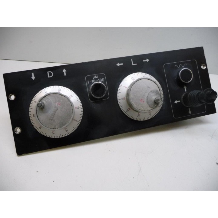 El panel de control de la manivela del SOMAB