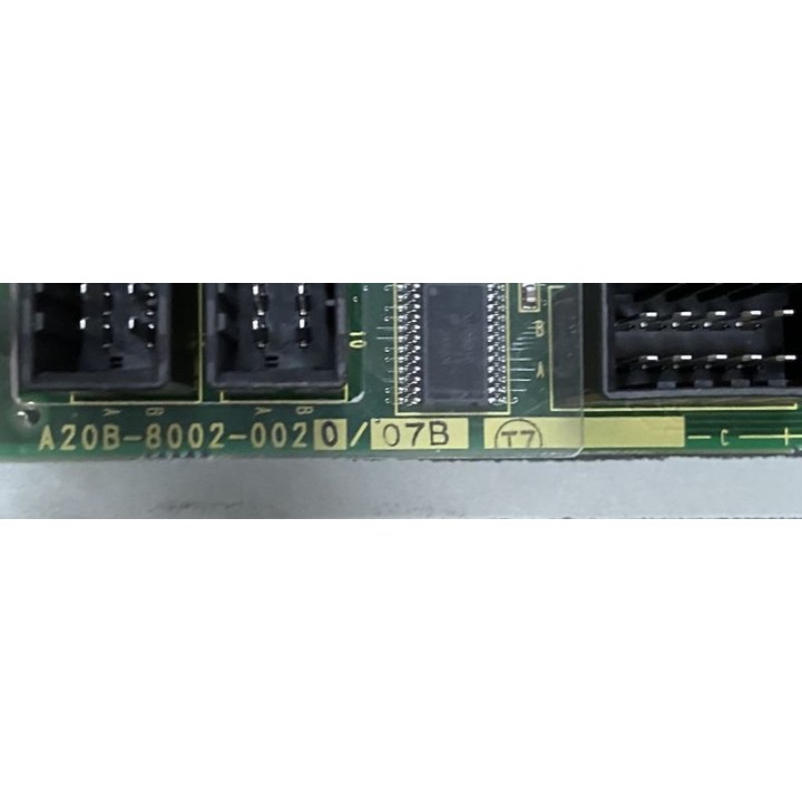 Pupitre clavier FANUC A02B-0236-C242 avec FANUC A20B-8002-0020/07B