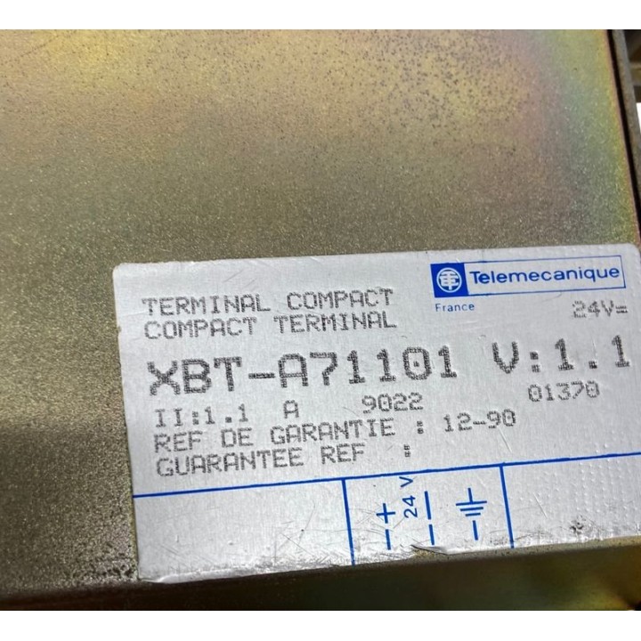 TELEMECANIQUE XBT-A71101 TELEMECANIQUE XBTA71101