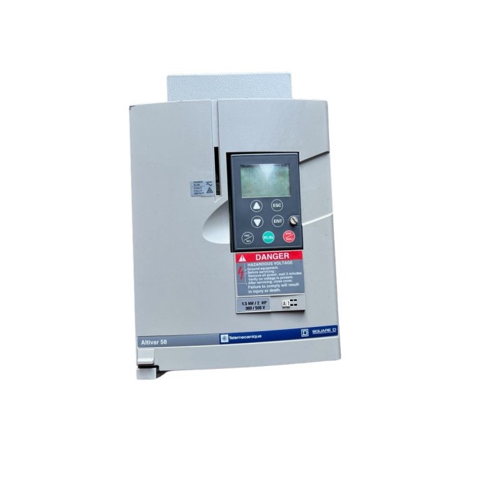 Variateur TELEMECANIQUE ATV58PU29N4