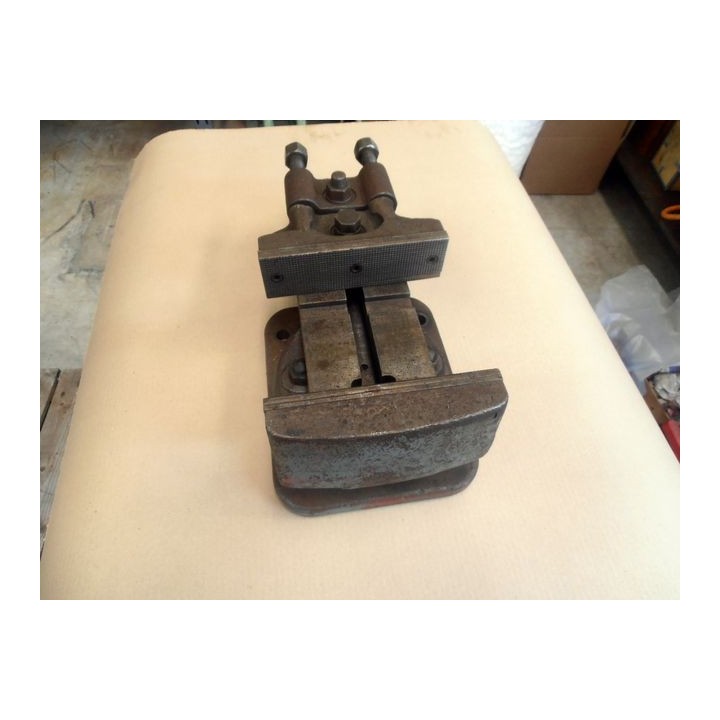 Vice with rotative base