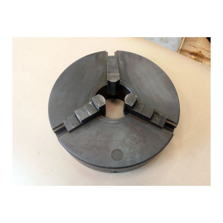 Chuck diam 350 mm with 3 concentrics jaw chuck