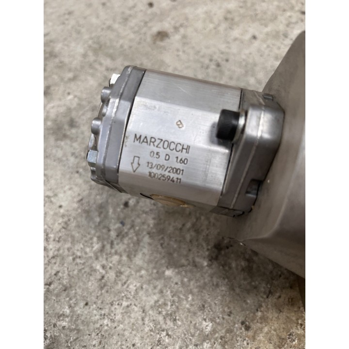 Pompe a engrenage MARZOCCHI 100259411 avec moteur Axel Johnson Teknik 4APCC71-4S