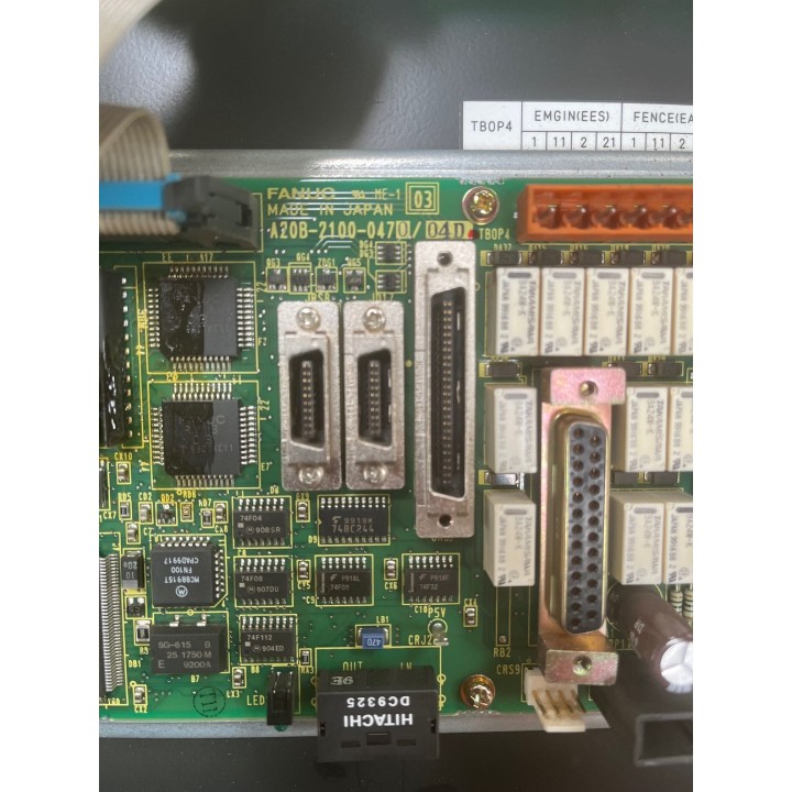 PANEL FANUC A05B-2401-C010 avec carte FANUC A20B-2100-0470 FANUC A20B-9002-0310