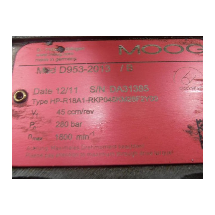 Bomba MOOG HP-R18A1-RKP045KM28F2Y00 con motor BBC QU 160 M4 AG