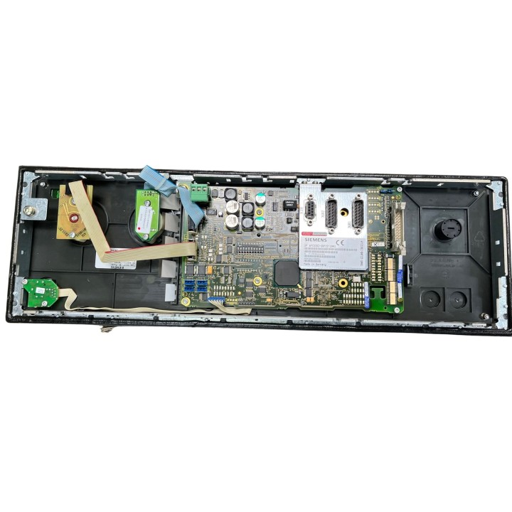 Pupitre SIEMENS 6FC5203-0AF22-1AA1