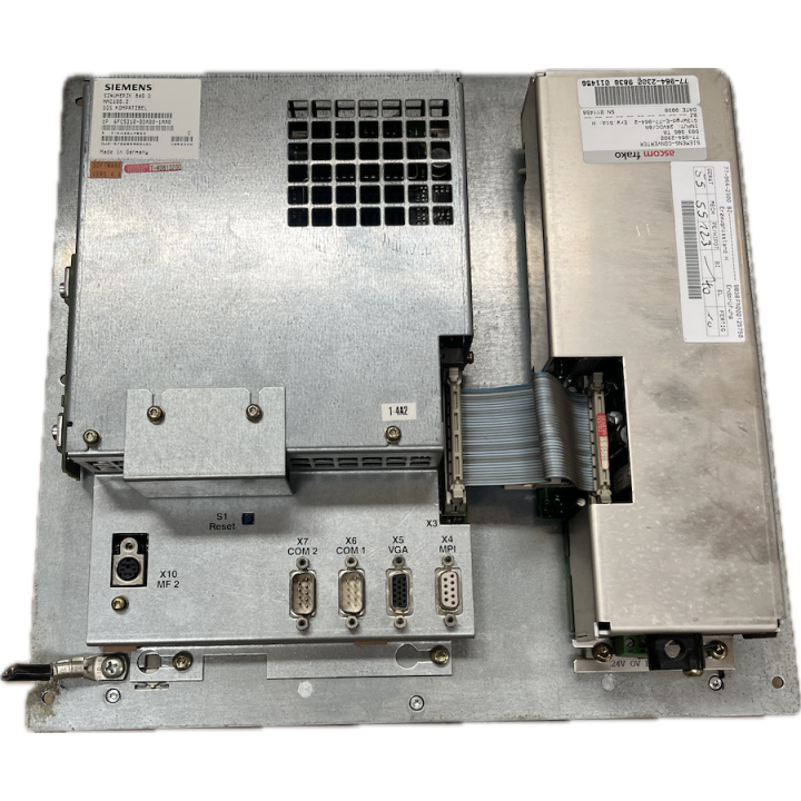 Ensemble Siemens Ecran 6FC5203-0AB20-1AA0 + CN 840 D 6FC5210-0DA00--1AAD