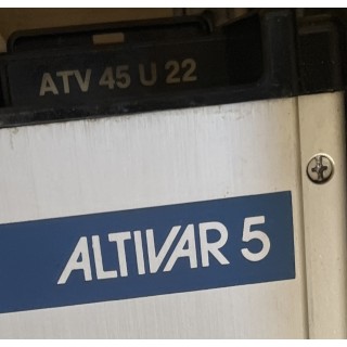 Variateur TELEMECANIQUE ALTIVAR 5 ATV45U22  ATV 45 U 22