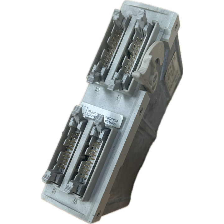 Module 32 Entrées 24VCC, 32 Sorties 24VCC/0,1A TOR sur connecteur HE10 TSXDMZ64DTK