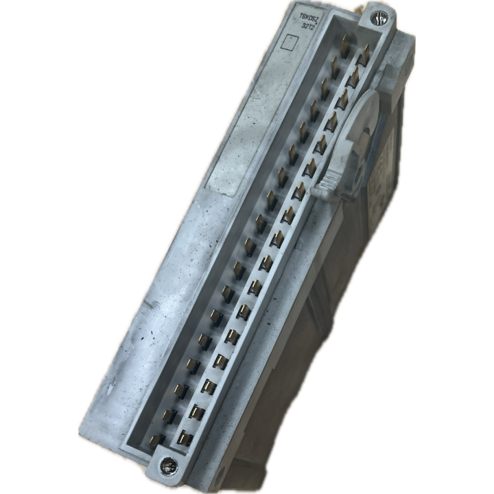 Module 32 Sorties statiques 24VCC/0,5A protégées sur bornier TSXDSZ32T2