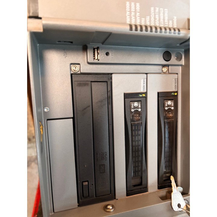 SIMATIC IPC847C SIEMENS 6AG4114-1MP12-6BX0