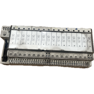 ABE7-P16T215  Embase pour relais embrochable télémécanique