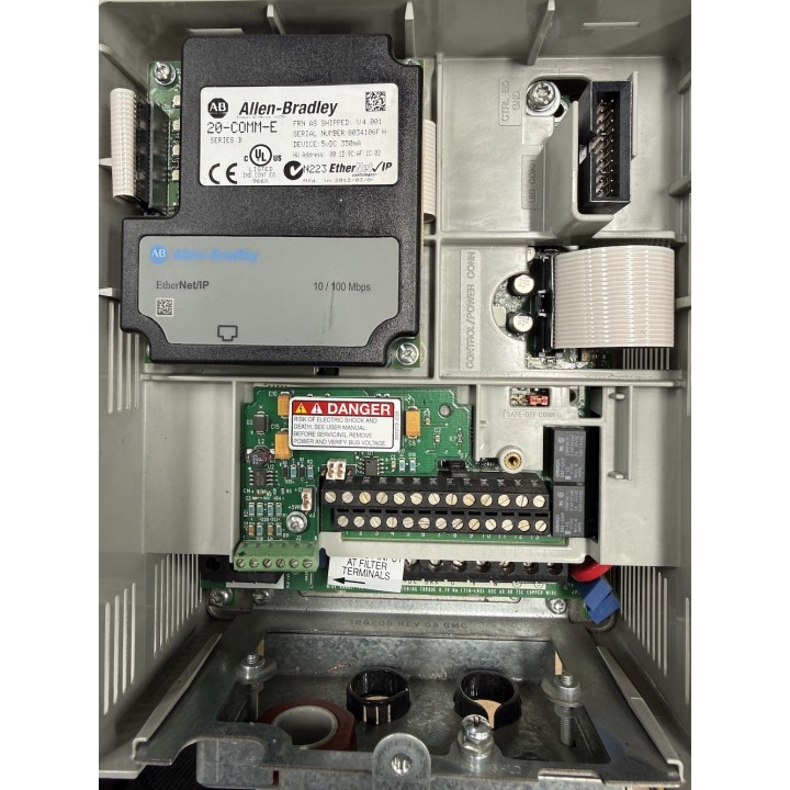 Allen Bradley PowerFlex 70 20AC8P7A0 AYNANC0 4KW