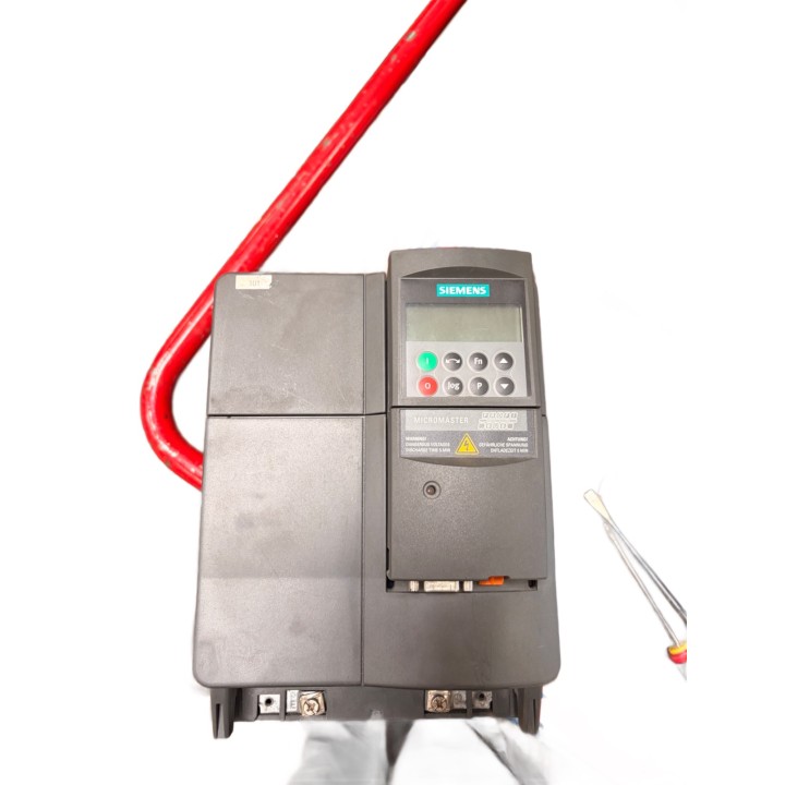 Siemens 6SE6440-2AD25-5CA1 Variateur 5.5kW MICROMASTER 440
