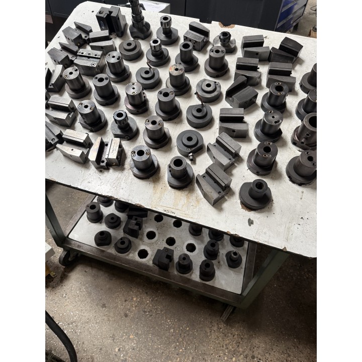Lot de 70 portes outils VDI40 avec son présentoir