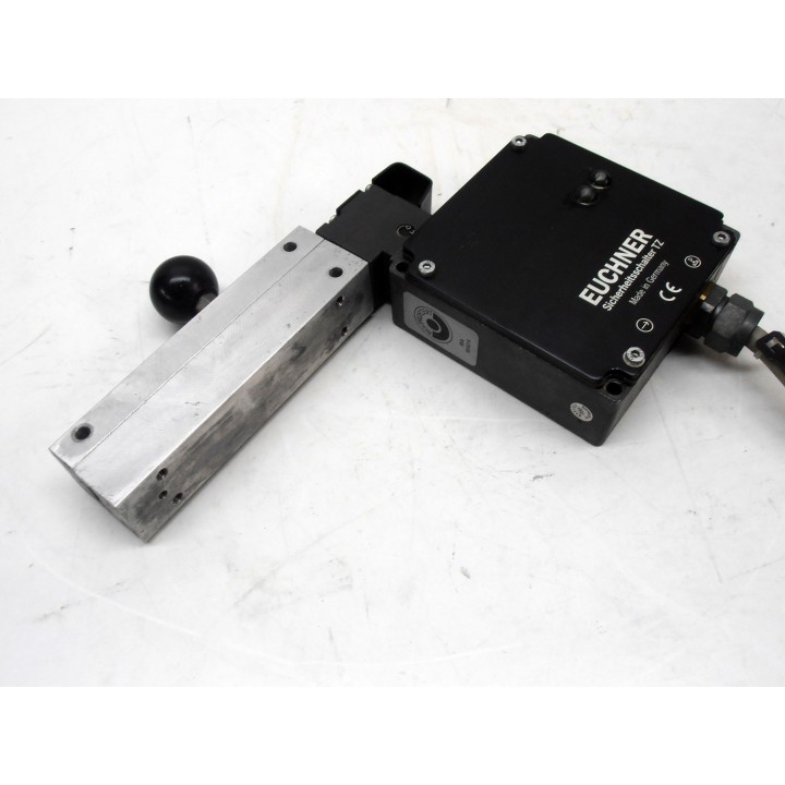 Euchner TZ1LEO24PG door safety