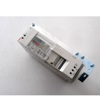 Convertisseur ABB ACS50-01E-09 A8-2