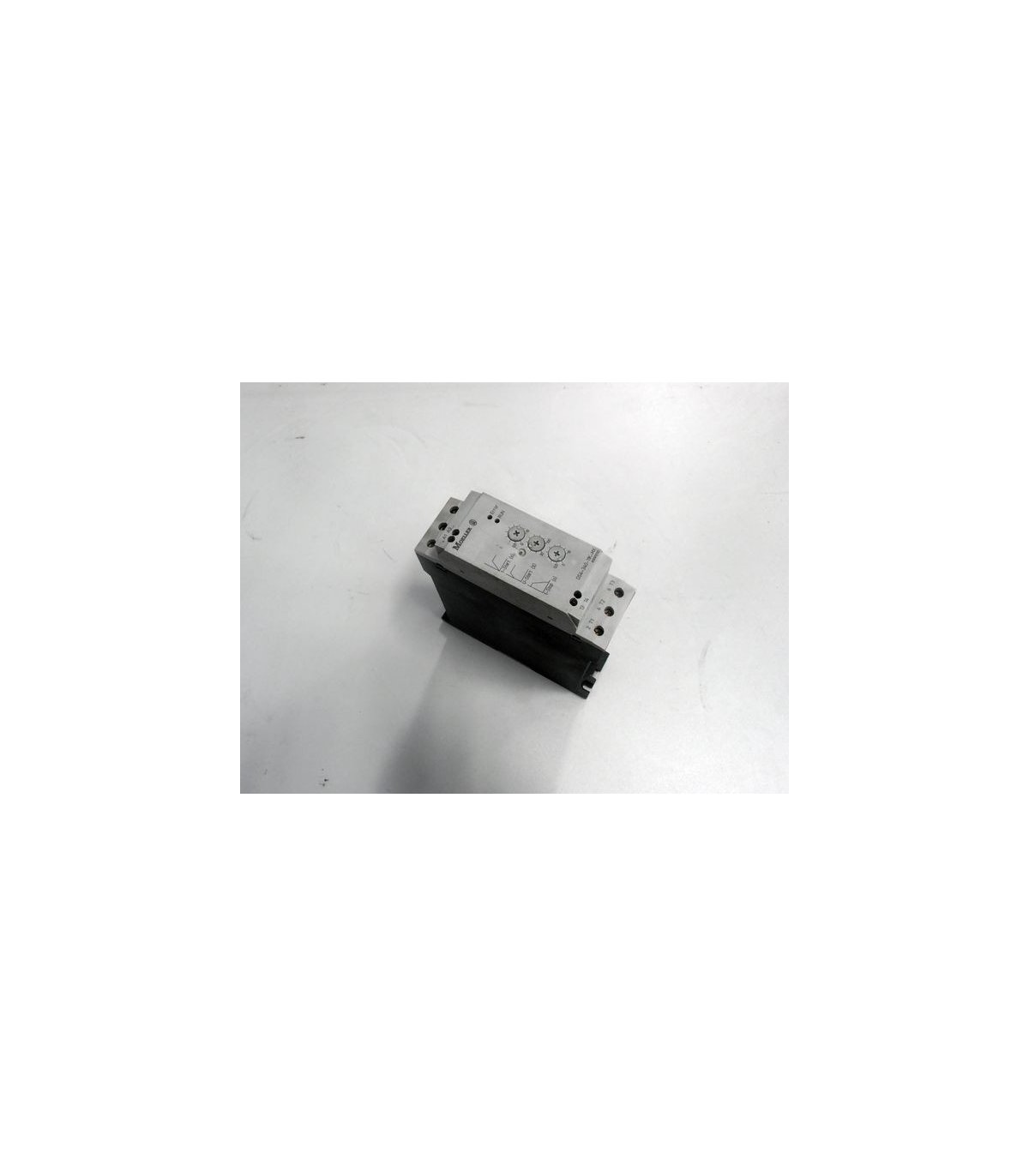 Moeller DS4 340 11K MX Soft Starter Moeller DS4 340 11K MX Soft Starter