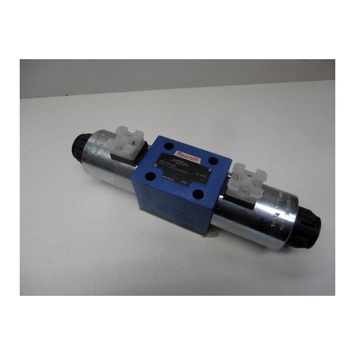 REXROTH 4WE 10 Q33/CG24N9K4 hydraulic valve