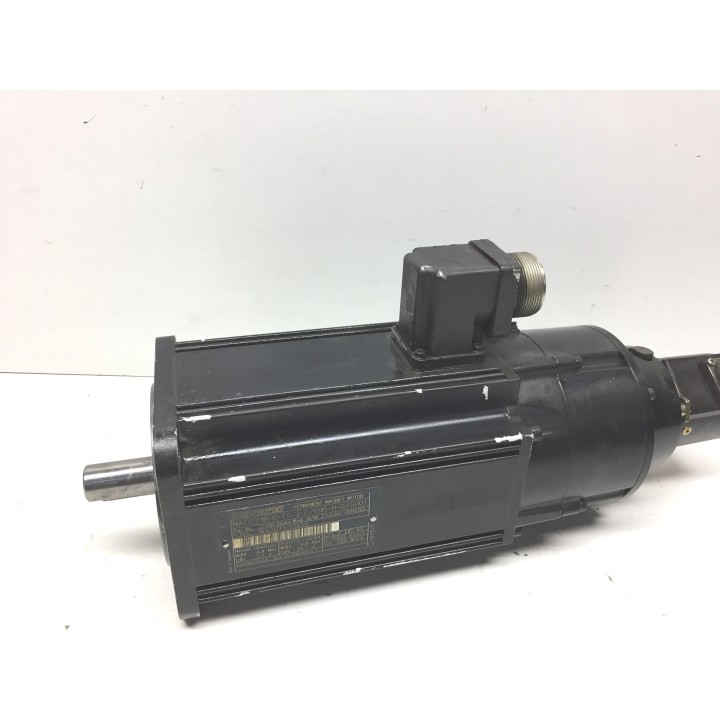 Moteur axe INDRAMAT MAC071B-0-TS-3-C/095-B-0/S001