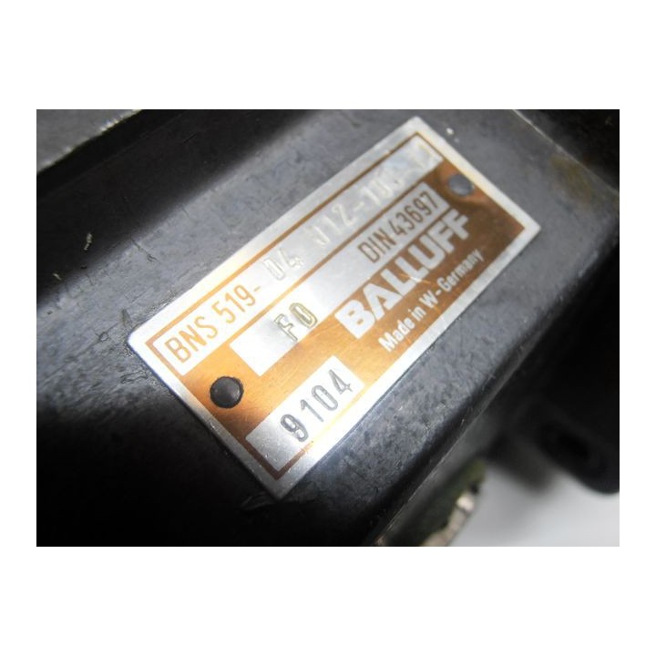 Balluff stop BNS 519-D4 D12-100-11