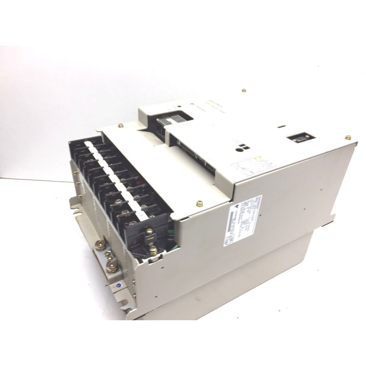 YASKAWA SGDB-75VD-PY49 7,5 kW servo unit